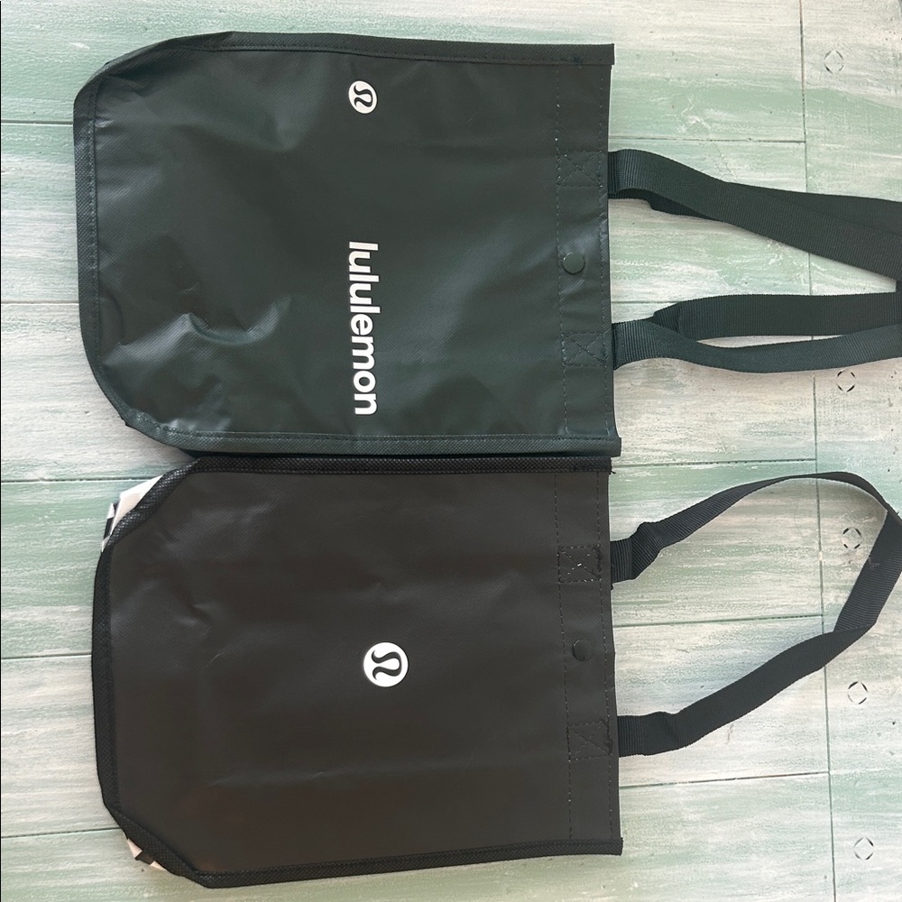 lululemon athletica Dark Green and Black Tote Set - Black and Green Bundle